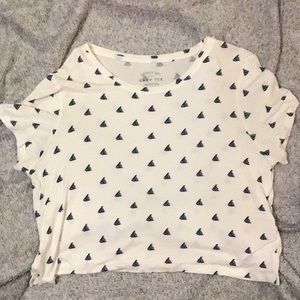 Cropped tee